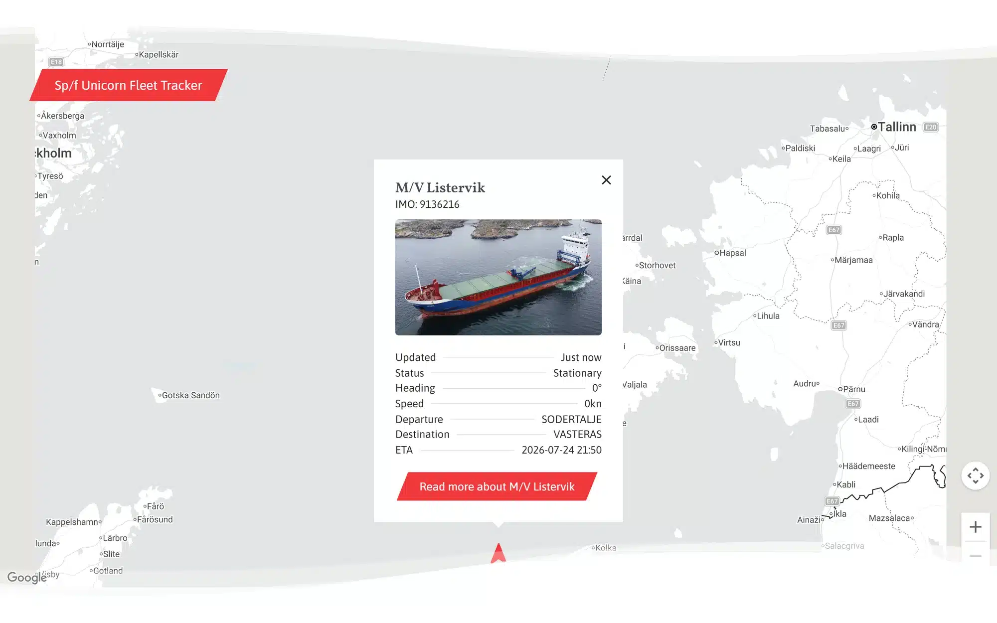 Fleet tracker: en karta över Östersjön med fartygsmarkörer, och en öppen ruta som visar M/V Listerviks IMO-nummer, status, fart, avgångshamn och beräknad ankomst.